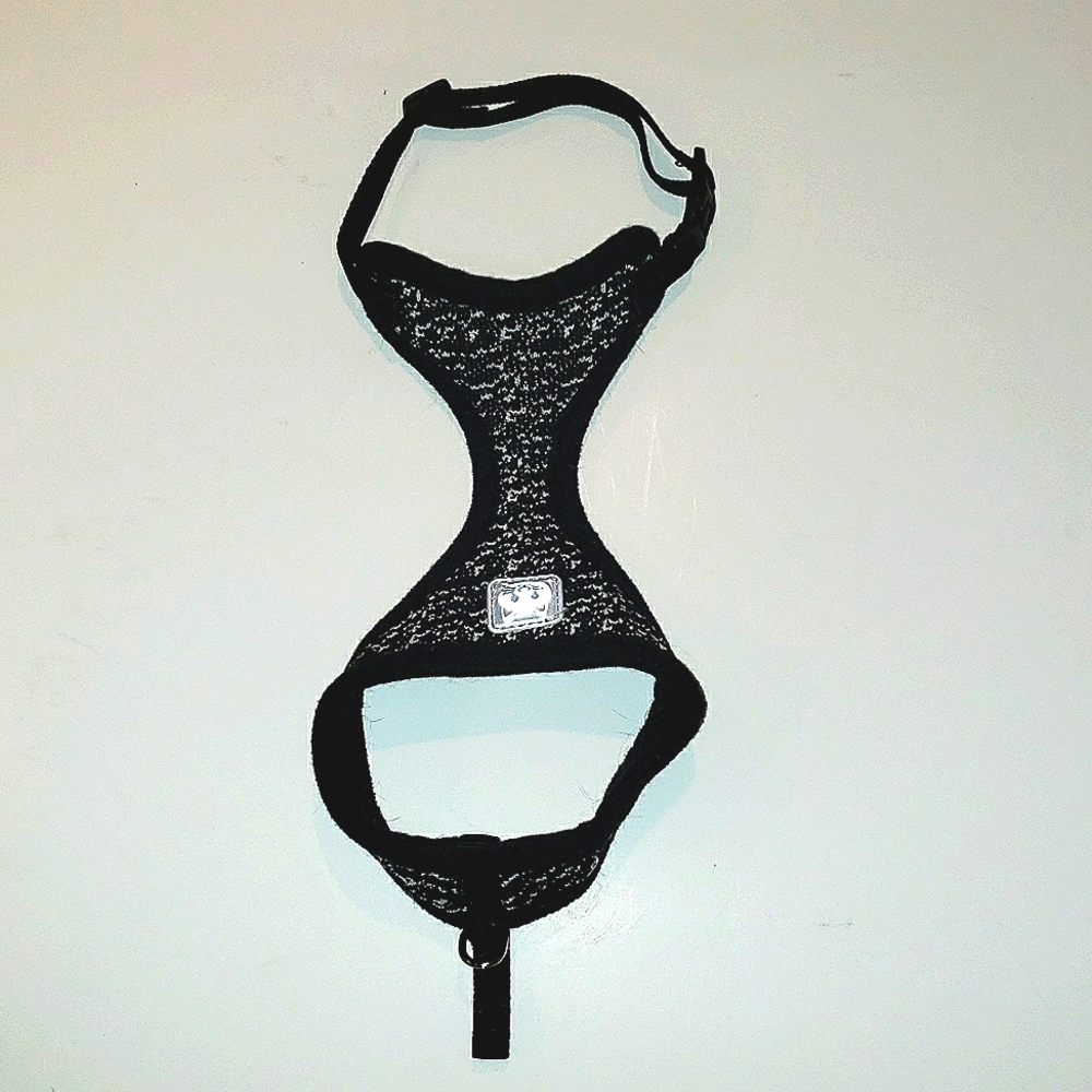 Adjustable cat harness